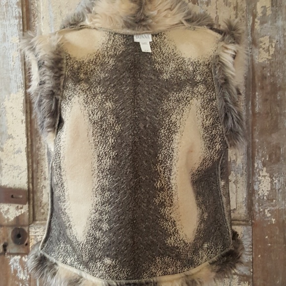 Faux fur vest medium - Picture 7 of 7